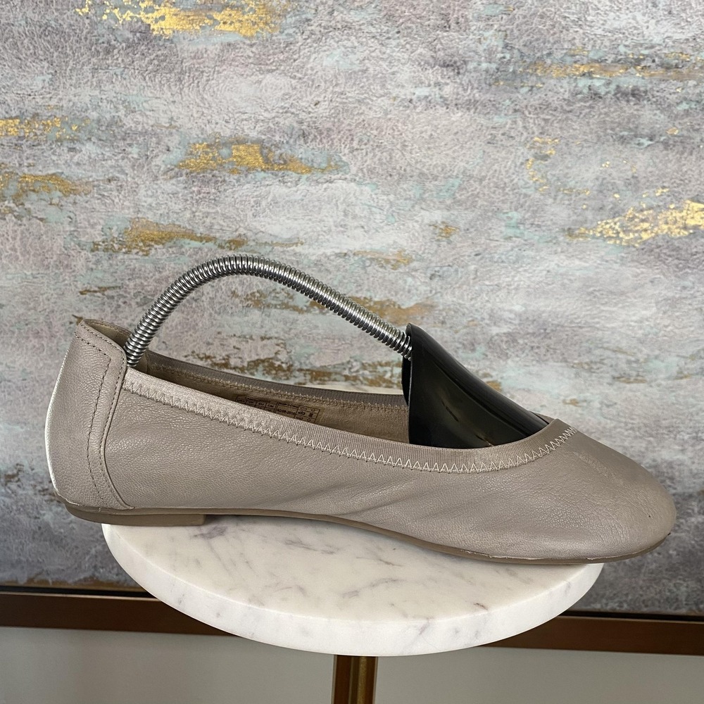 Vionic Ballet Flat Shoes Womens Size 10 Beige Leather Comfort CAROLLAVS323 - Picture 5 of 11